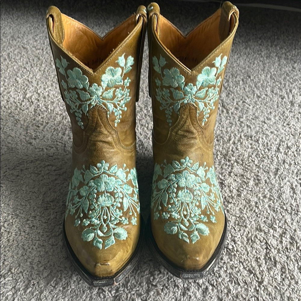 Ankle boots by old gringo